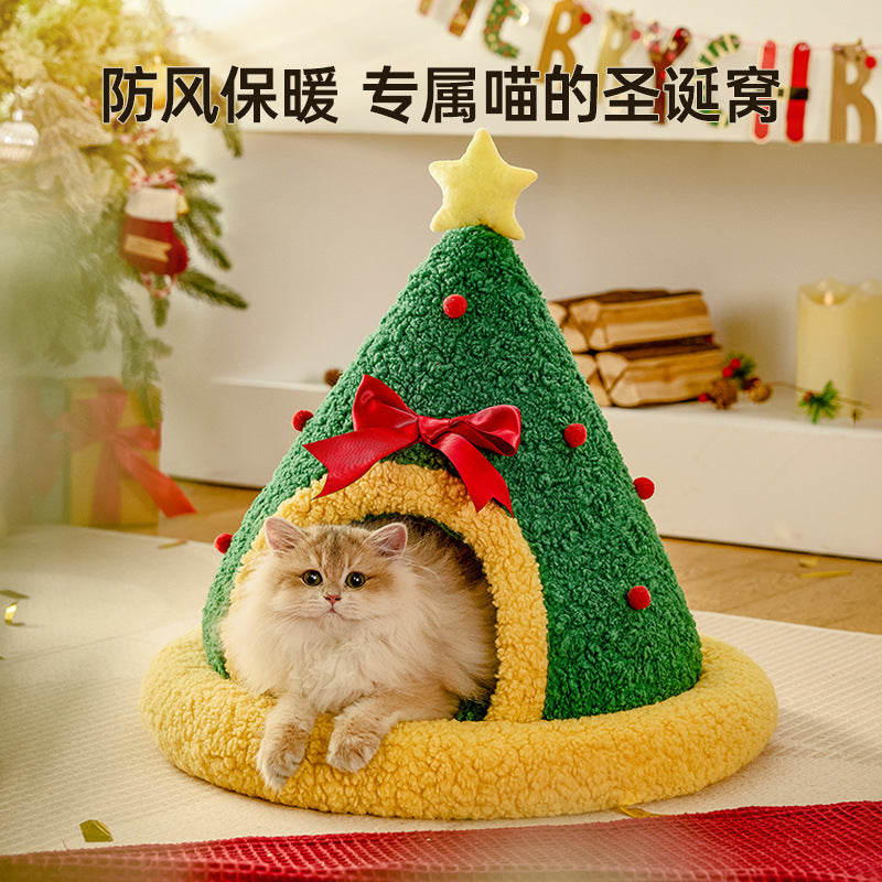 Christmas cat bed