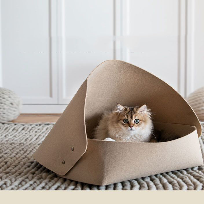 Semi-enclosed felt cat bed