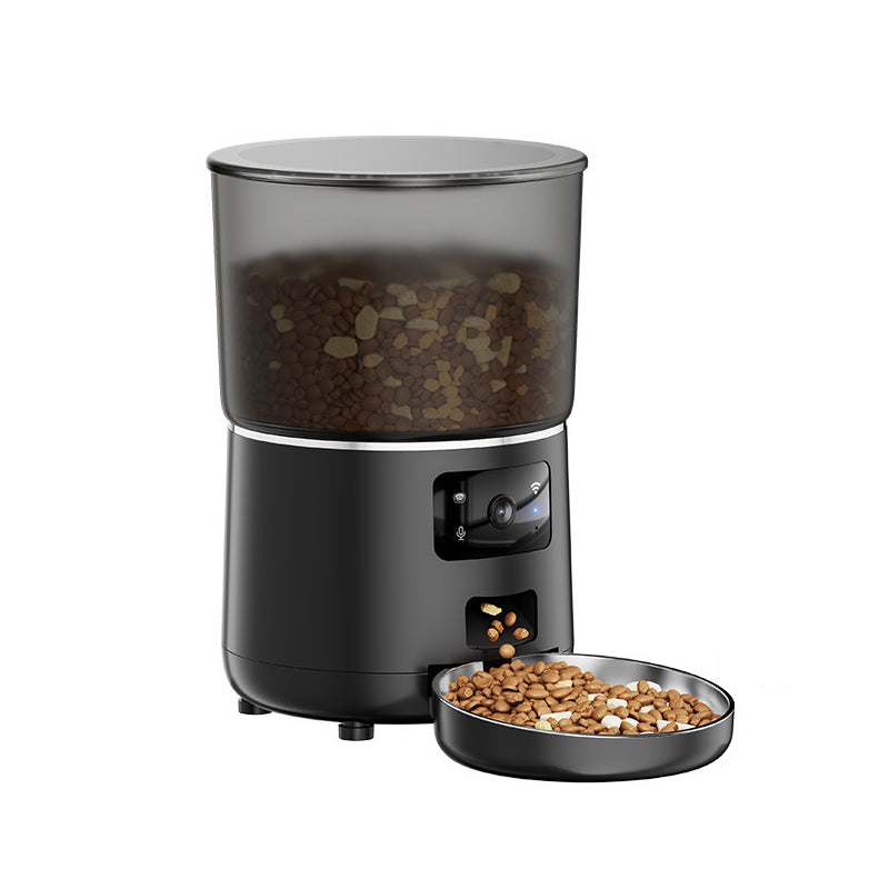 Automatic cat feeder